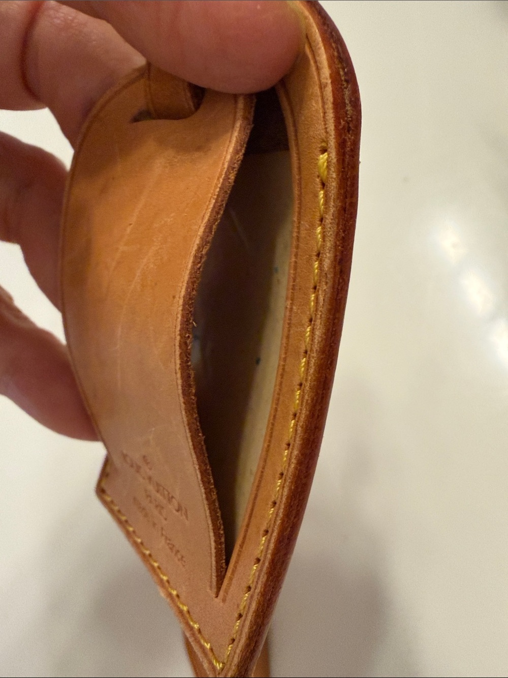 Louis Vuitton Tan Leather Luggage Tag with Padlock - 3 items ! - Picture 12 of 15